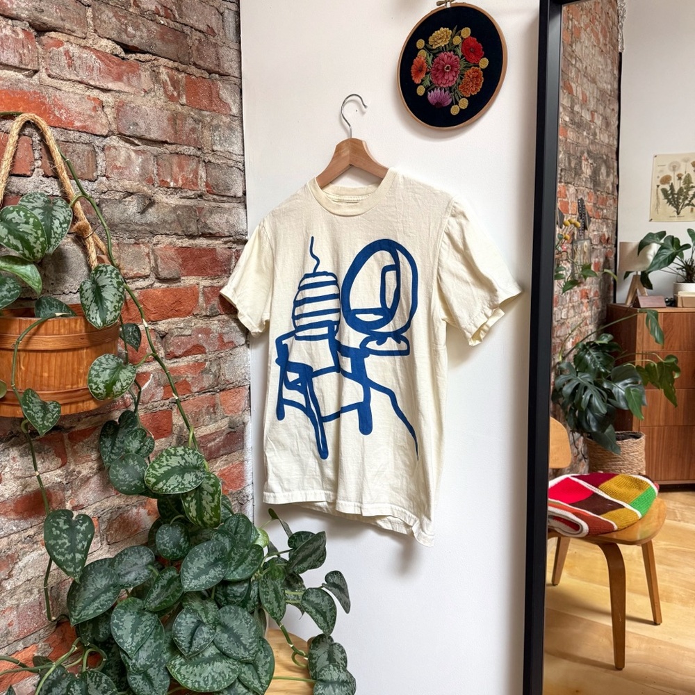 At The Moment | Living Room Sketch Tee